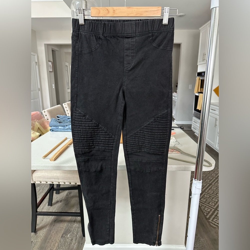 Beulah jeans - zipper bottoms